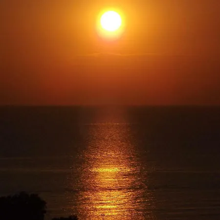 아파트 The Old House 브르사르